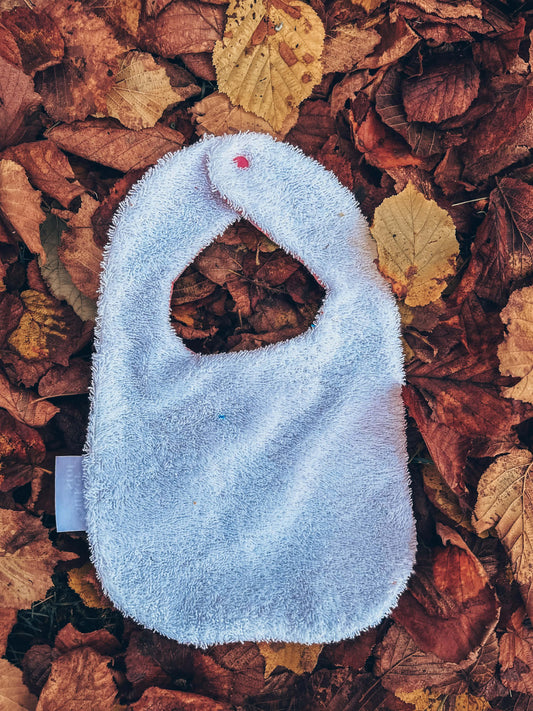 Slabbetje met roze ruitjes