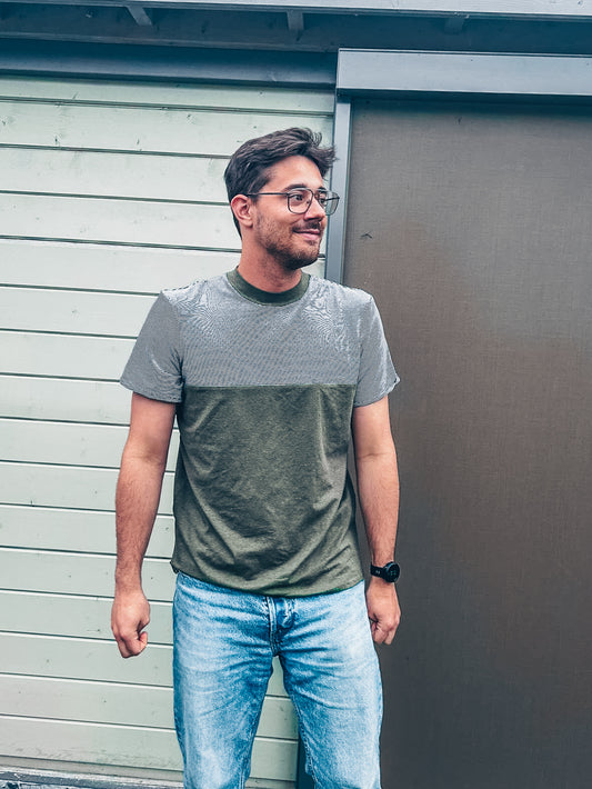OP AANVRAAG: Mannen T-shirt in 2 kleuren met korte mouwen (kleur, stof en maat op aanvraag)