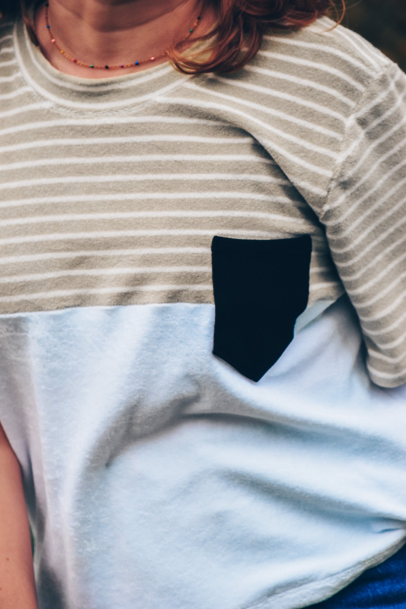 OP AANVRAAG: Vrouwen T-shirt in 2 kleuren met korte mouwen (kleur, stof en maat op aanvraag)