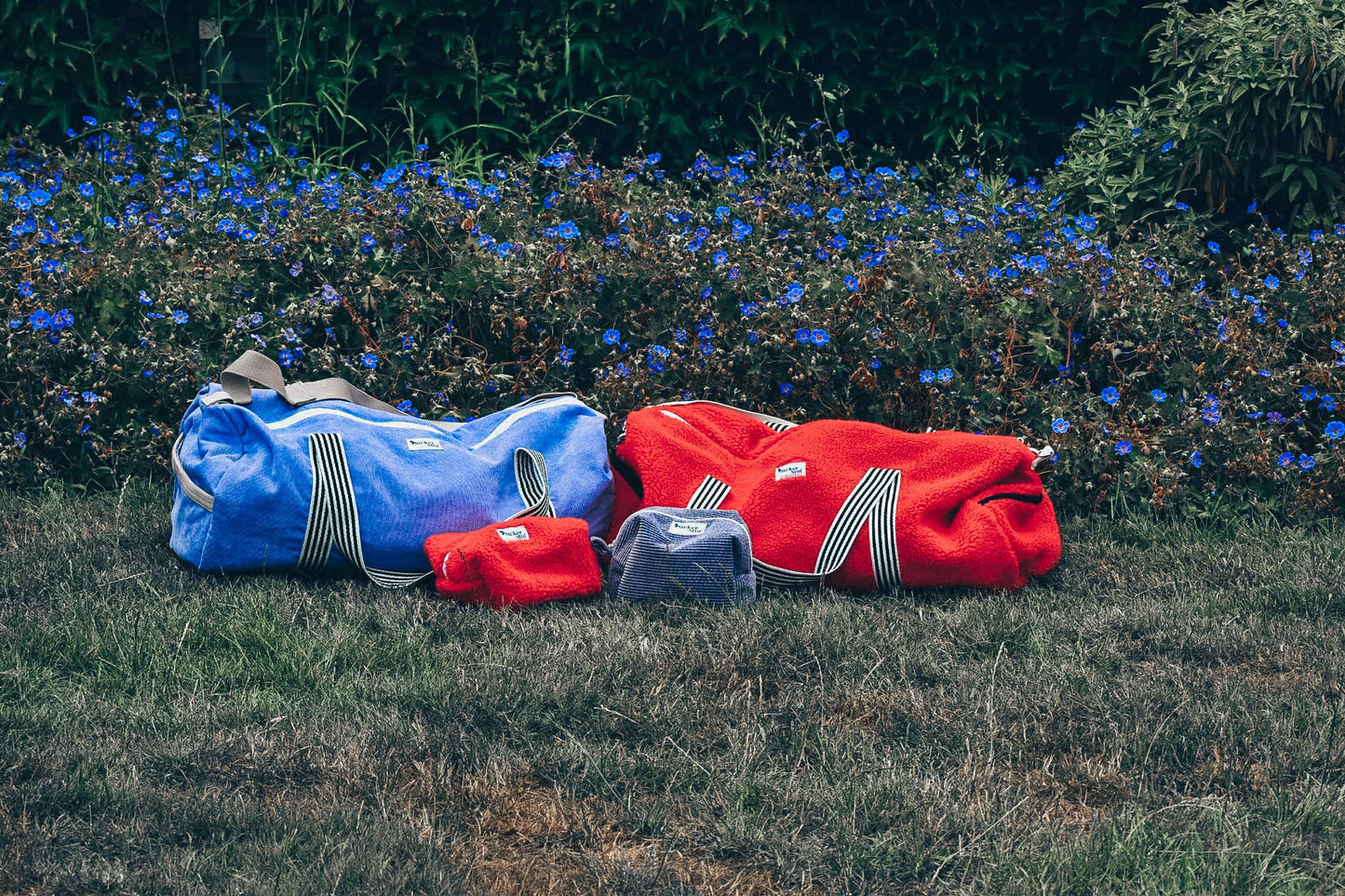 OP AANVRAAG: Matching duffelbag en toiletzak (stof en kleur op aanvraag)