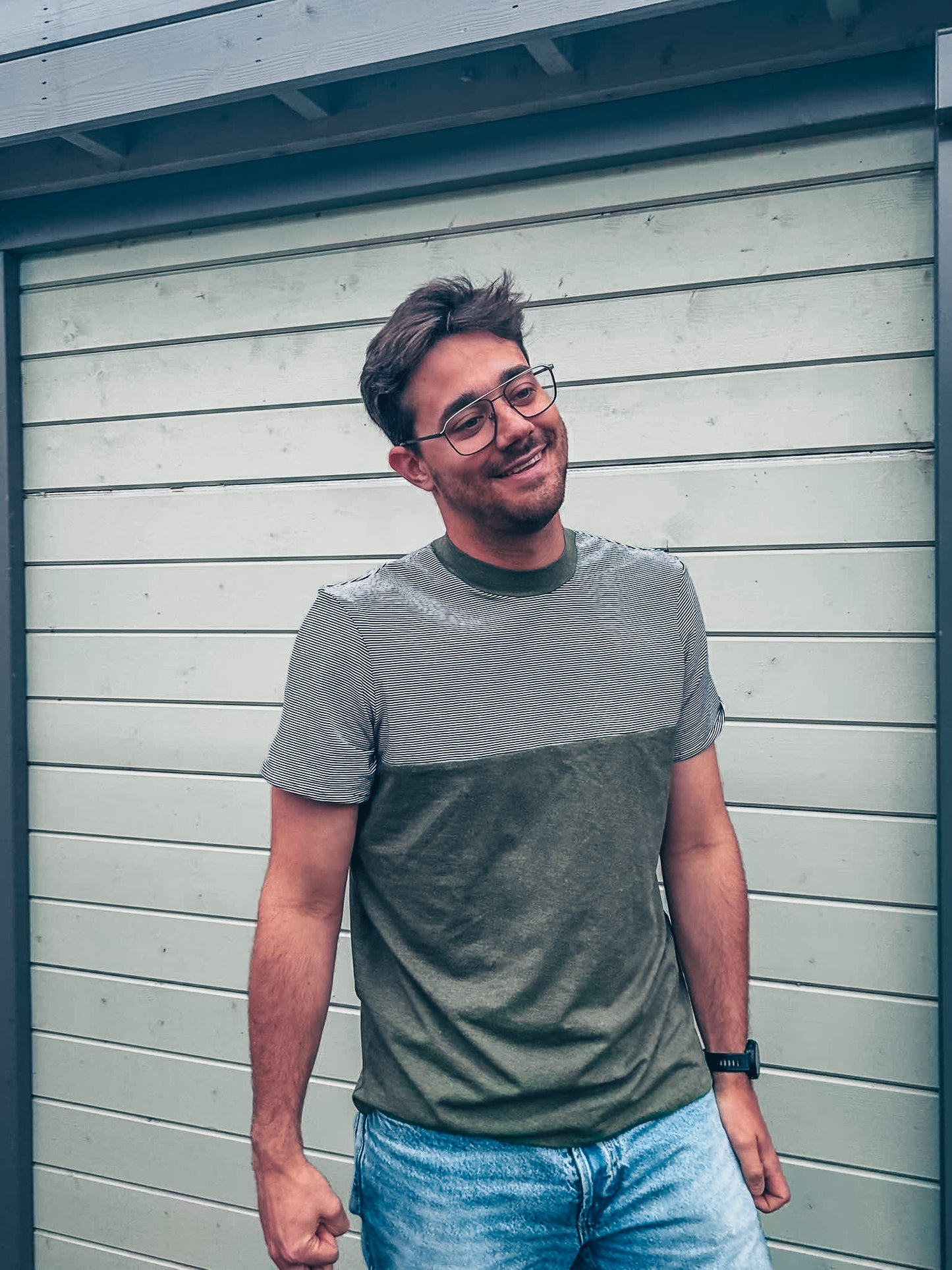 OP AANVRAAG: Mannen T-shirt in 2 kleuren met korte mouwen (kleur, stof en maat op aanvraag)