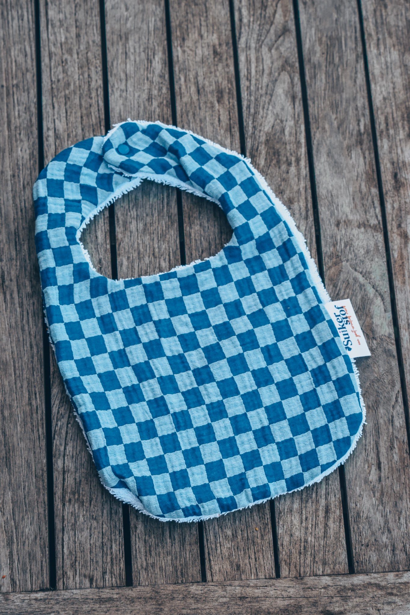 OP AANVRAAG: Slabbetje (kleur en stof op aanvraag)