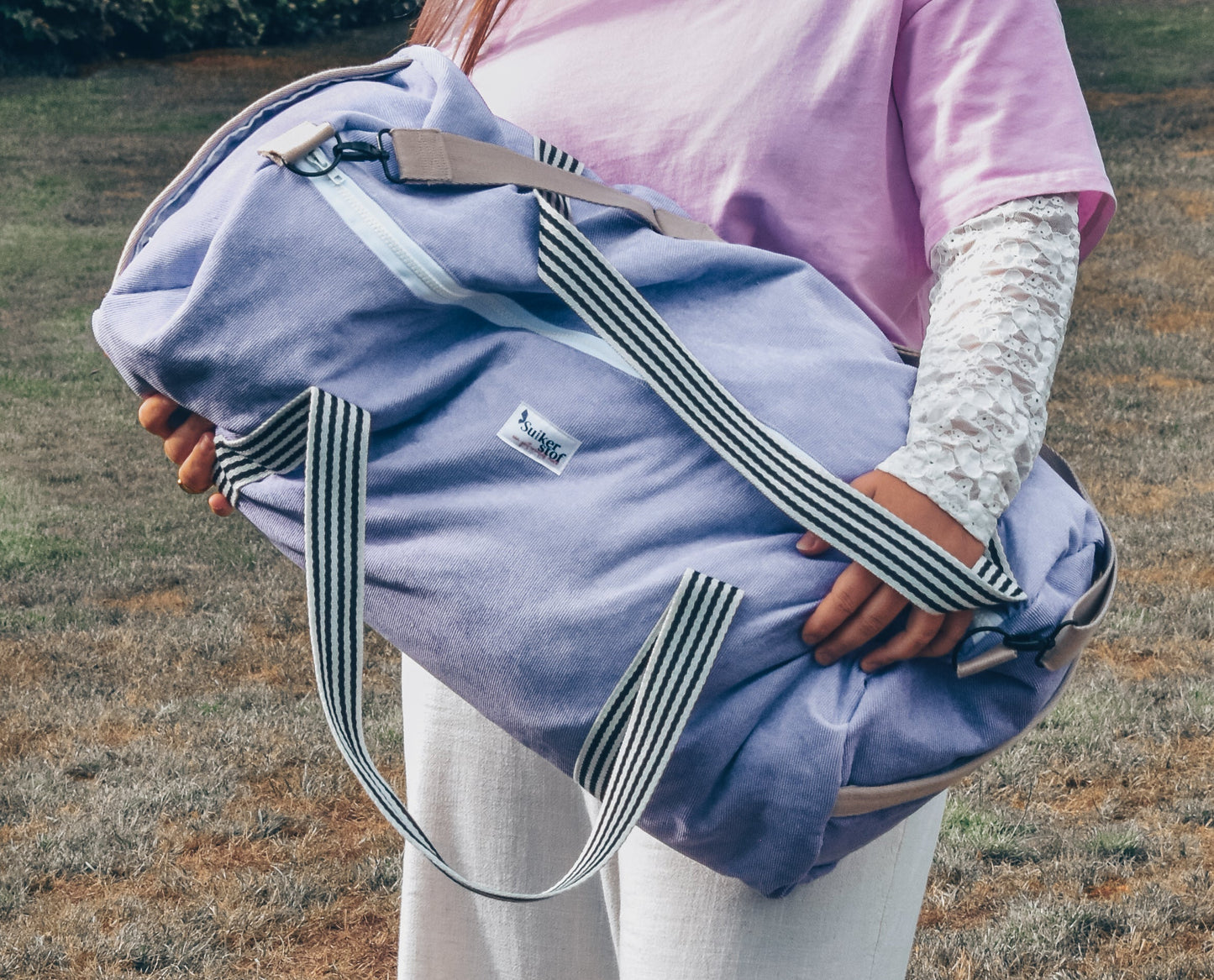 OP AANVRAAG: Duffelbag 'Anke' (kleur en stof op aanvraag)