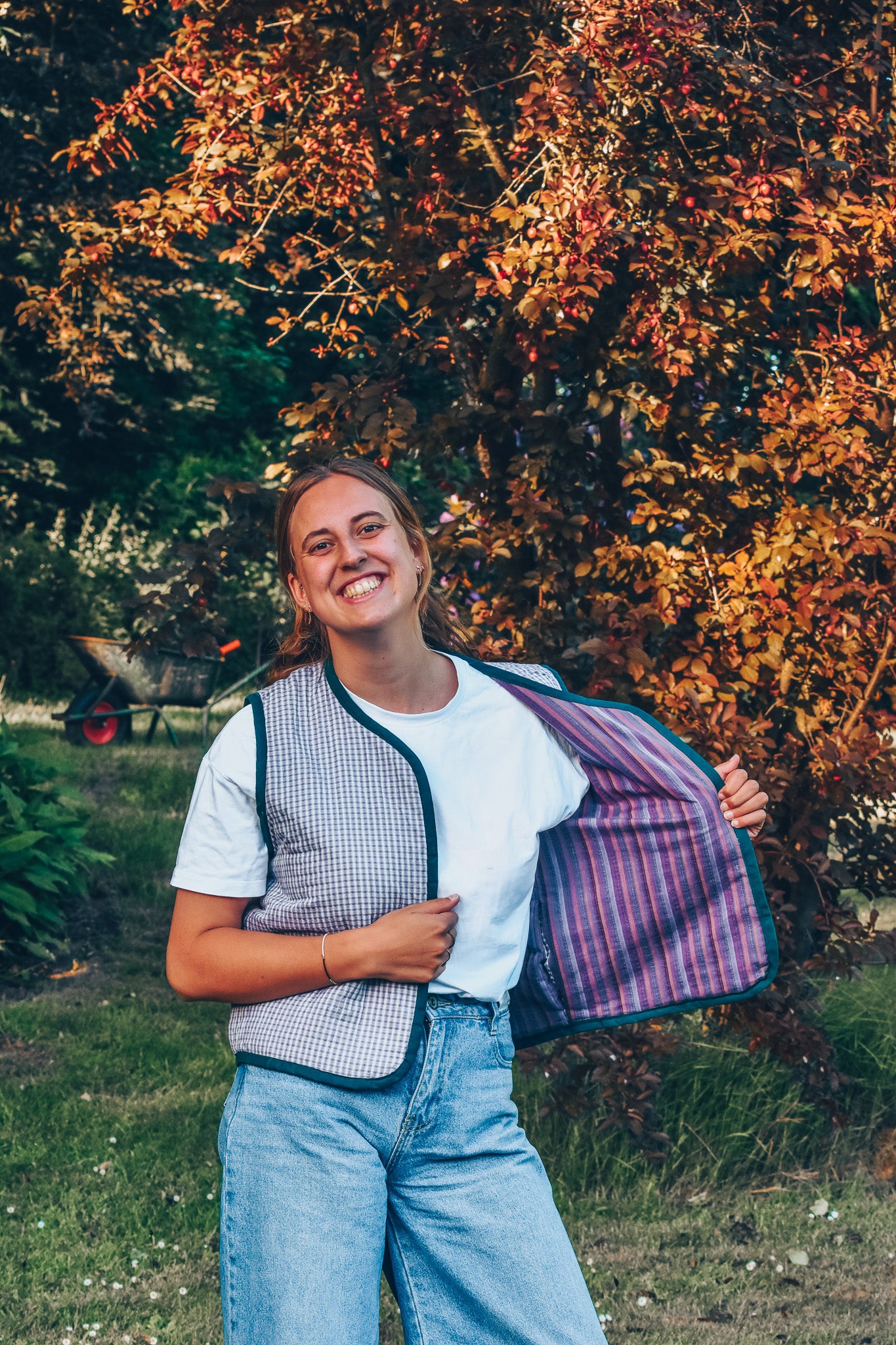 OP AANVRAAG: Vestje 'Febe' (stof, kleur en maat op aanvraag)