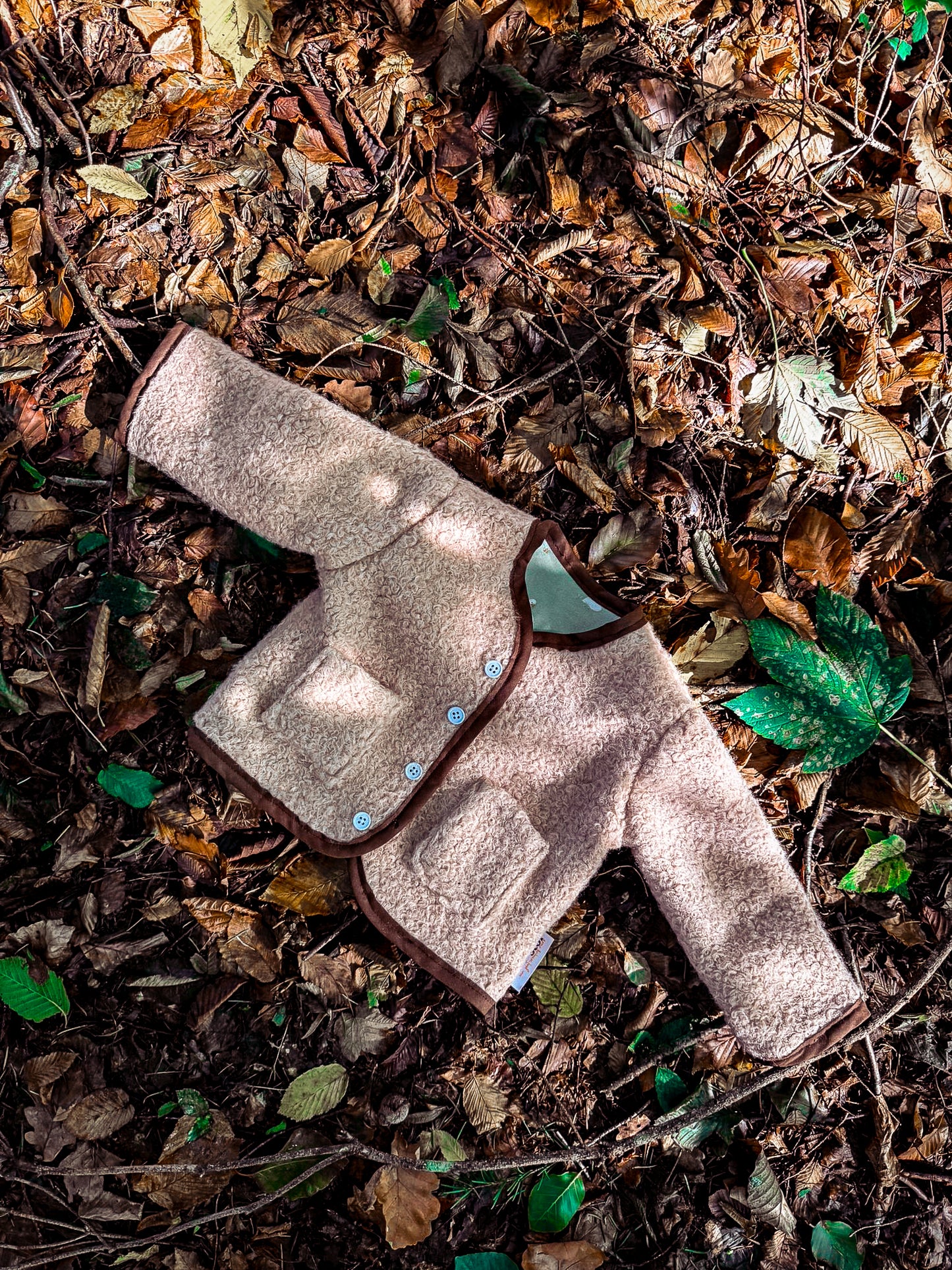 OP AANVRAAG: Babyjasje (kleur, stof en maat op aanvraag)