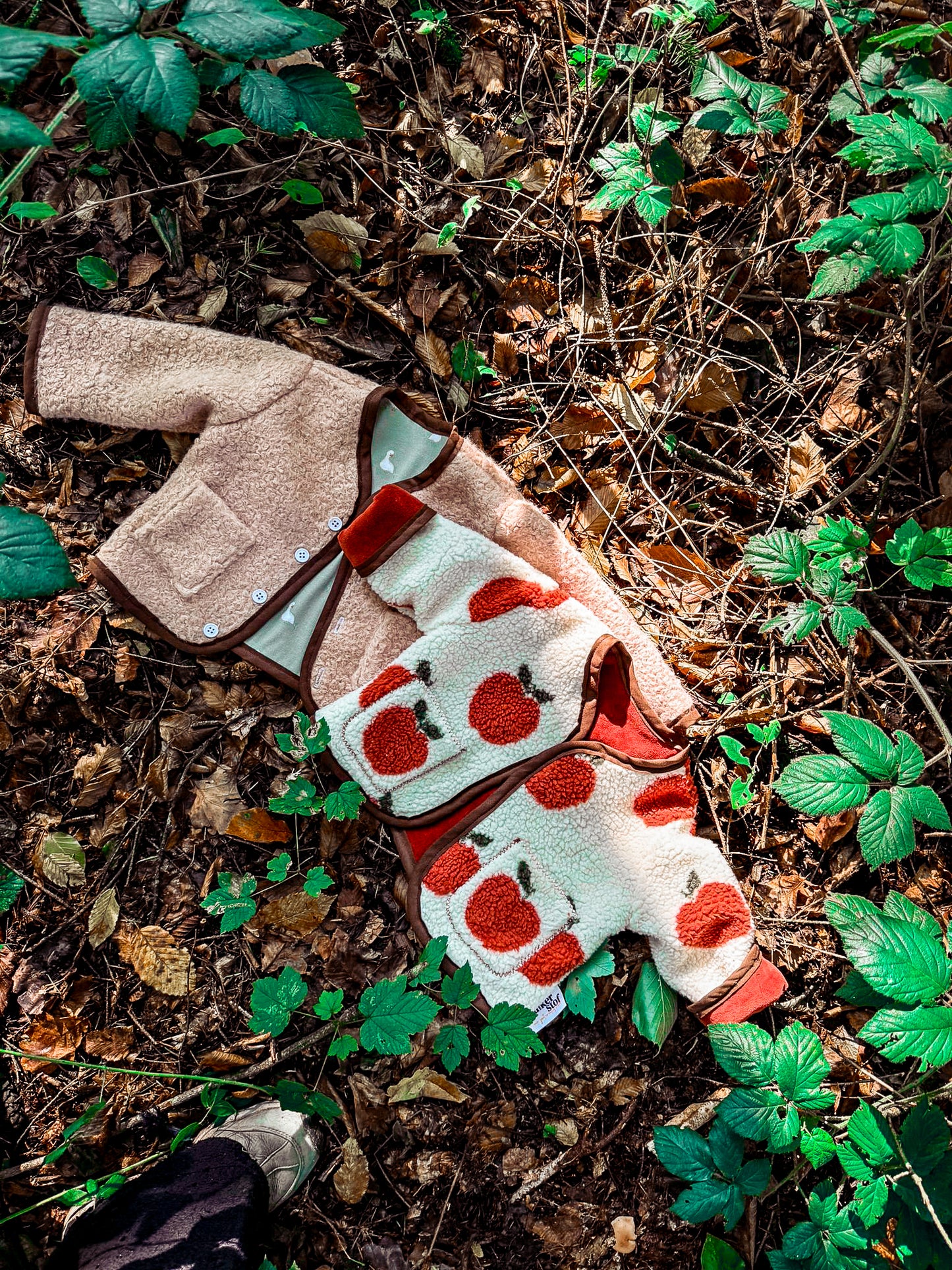 OP AANVRAAG: Babyjasje (kleur, stof en maat op aanvraag)