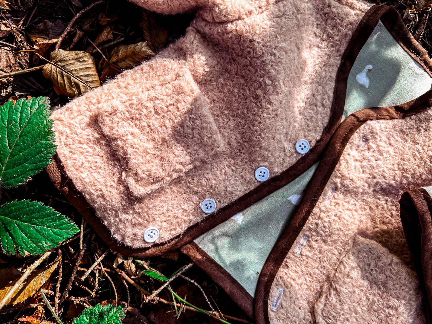 OP AANVRAAG: Babyjasje (kleur, stof en maat op aanvraag)