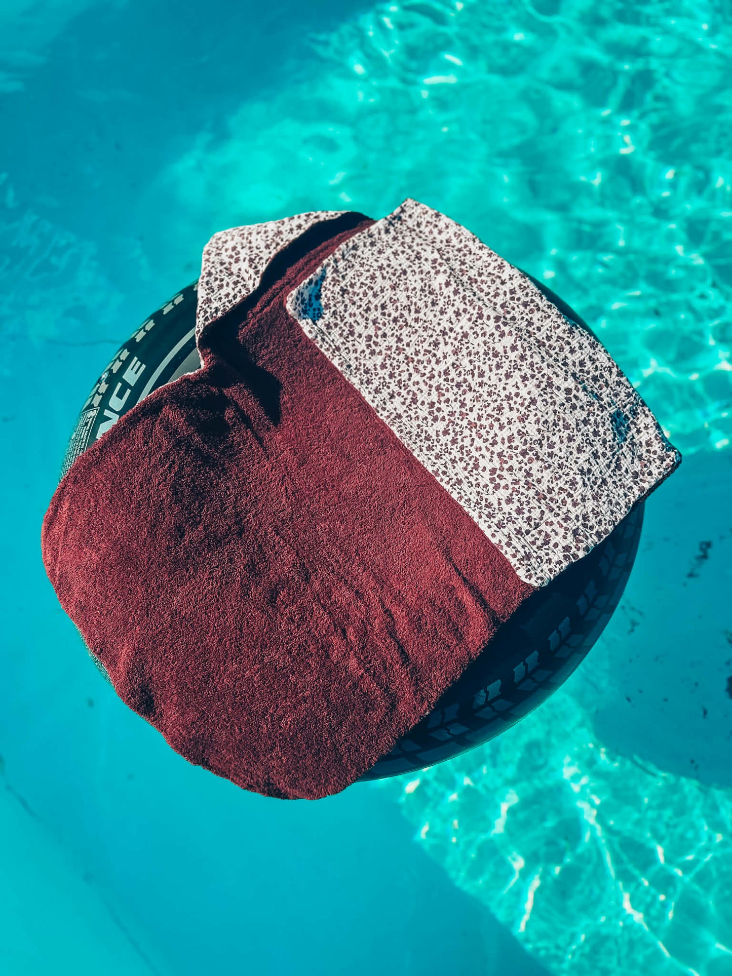 Babybadcape bordeaux